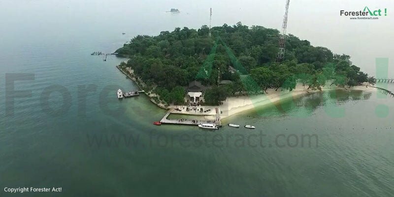 Pulau Bidadari di Taman Nasional Laut Kepulauan Seribu