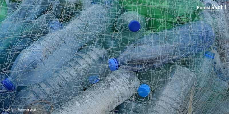 Botol Plastik Air Minum dalam Kemasan Botol Plastik Air Minum dalam Kemasan