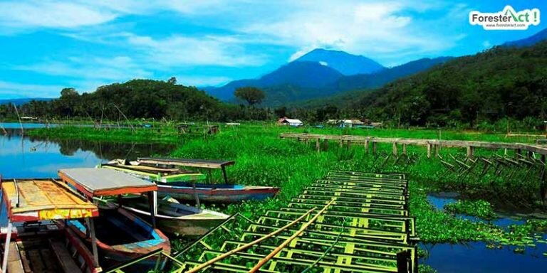 Perahu di Bukit Cinta Ambarawa